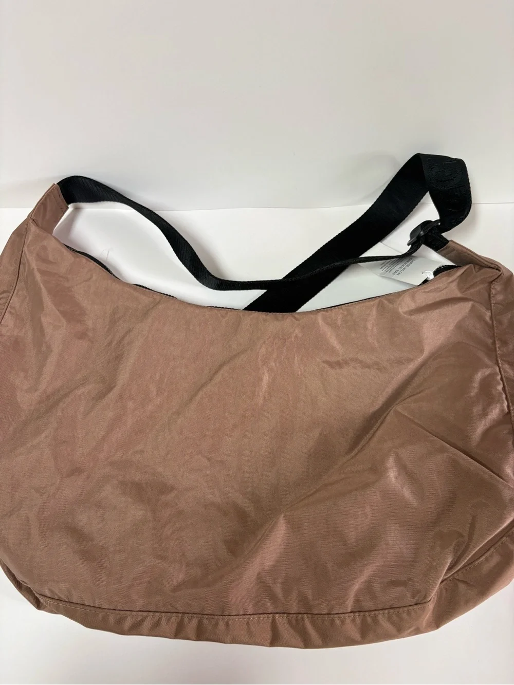 NWT BAGGU Large Crescent Bag - Cocoa